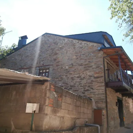 De Castro